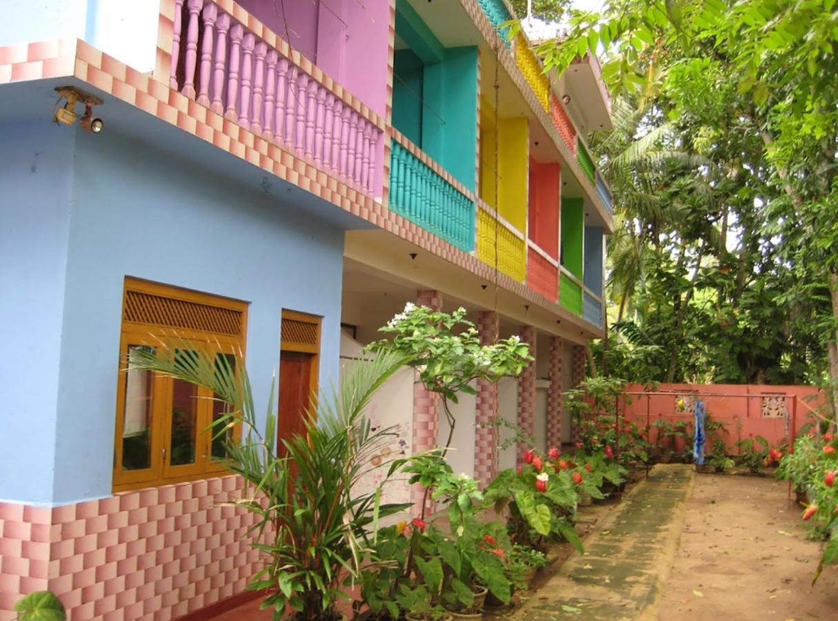 Hotel Santis Хиккадува Экстерьер фото