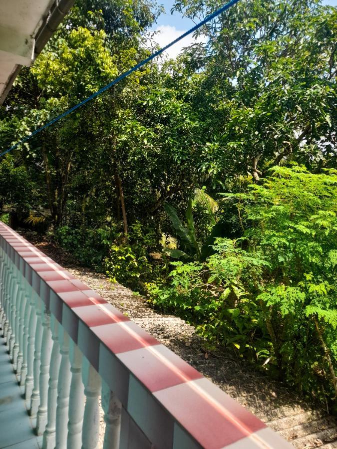 Hotel Santis Хиккадува Экстерьер фото