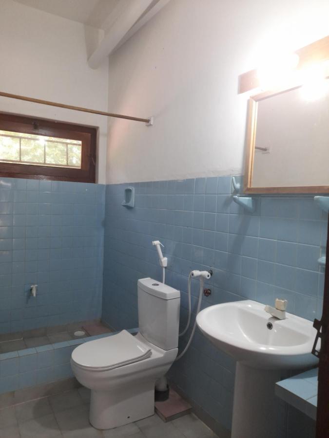 Hotel Santis Хиккадува Экстерьер фото